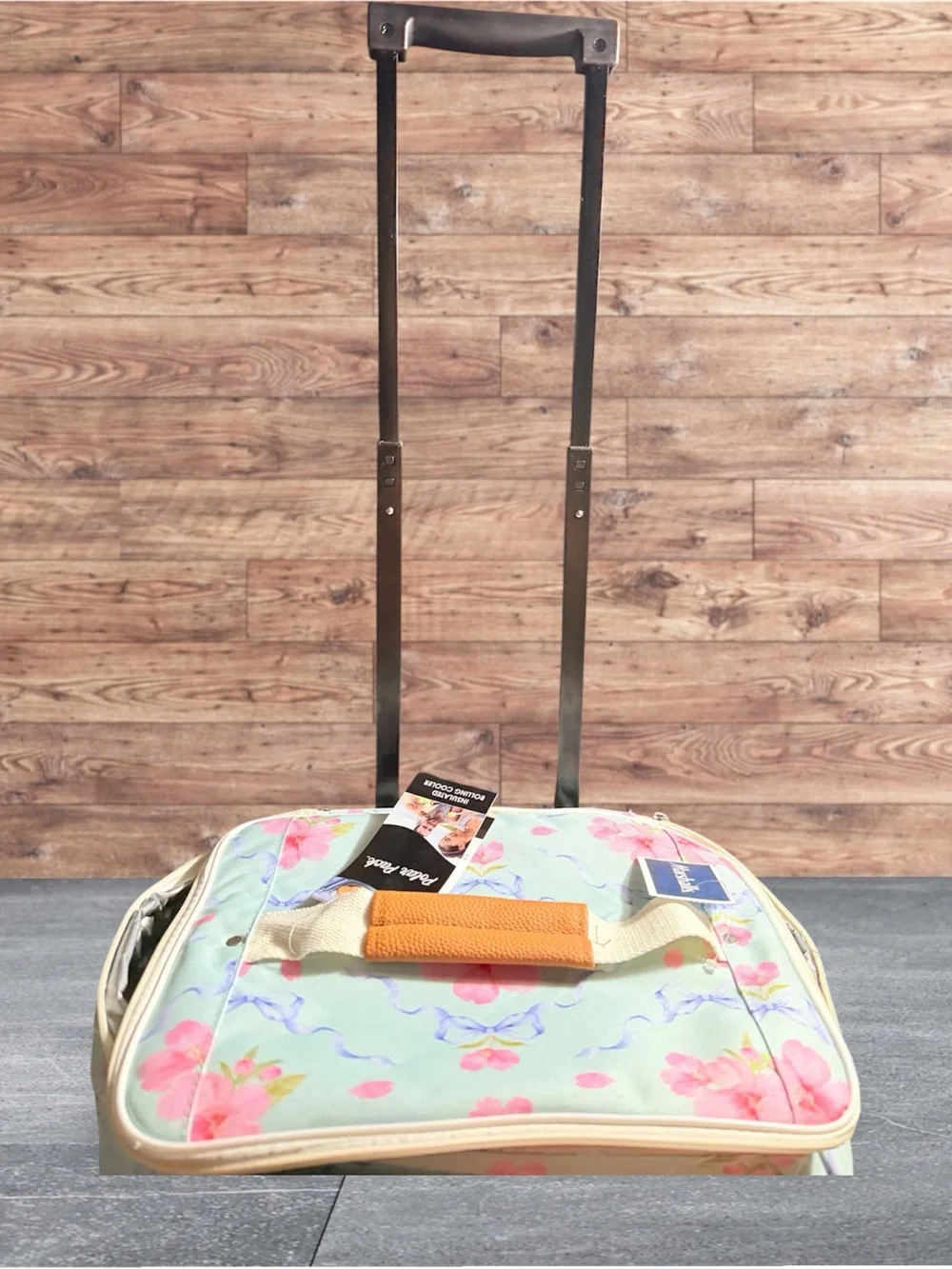 NEW Floral Insulated Cooler Bag in Pastel Mint